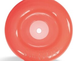 <strong>Snoop Treat Dispensing Ball</strong>
<br/>Red